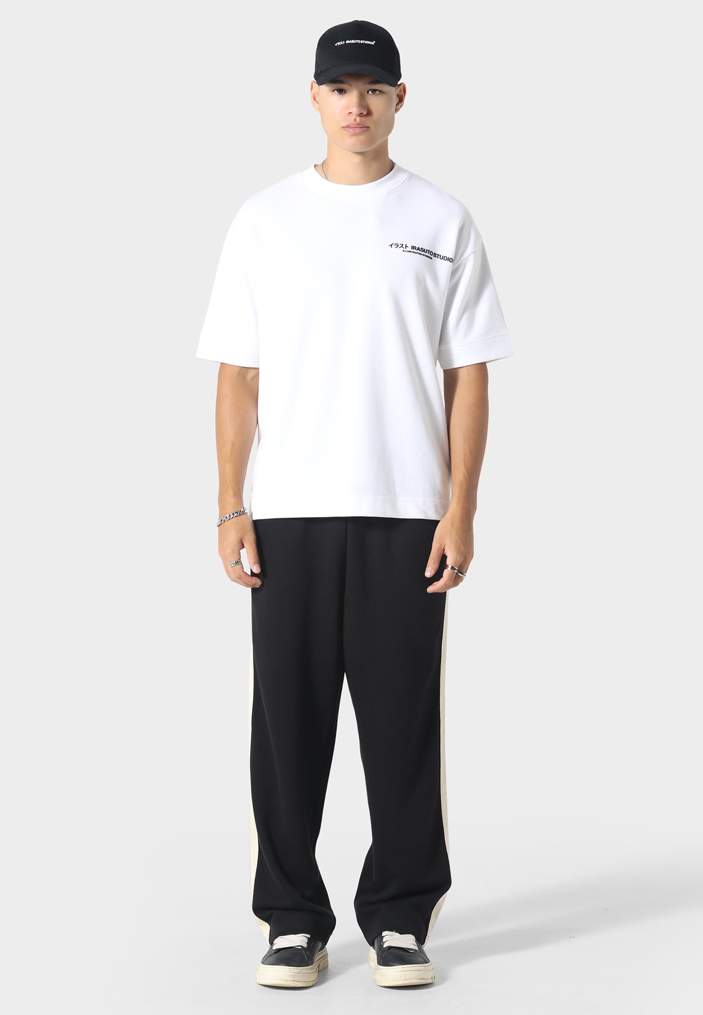 https://cdn02.plentymarkets.com/1t4q64x4rcv9/item/images/6821/full/TANJUN-M19-OPTICWHITE.jpg