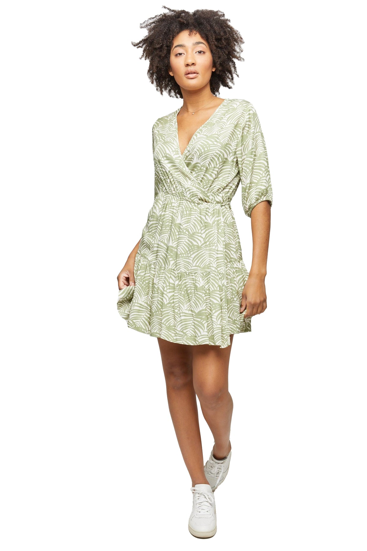 https://cdn02.plentymarkets.com/ofpamy53izyh/item/images/335059/full/22133305-Glennie-Dress-olive-printed-4.jpg