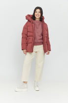 https://cdn02.plentymarkets.com/ofpamy53izyh/item/images/336239/full/23331450-wanda-jacket-dark-cherry-02.jpg