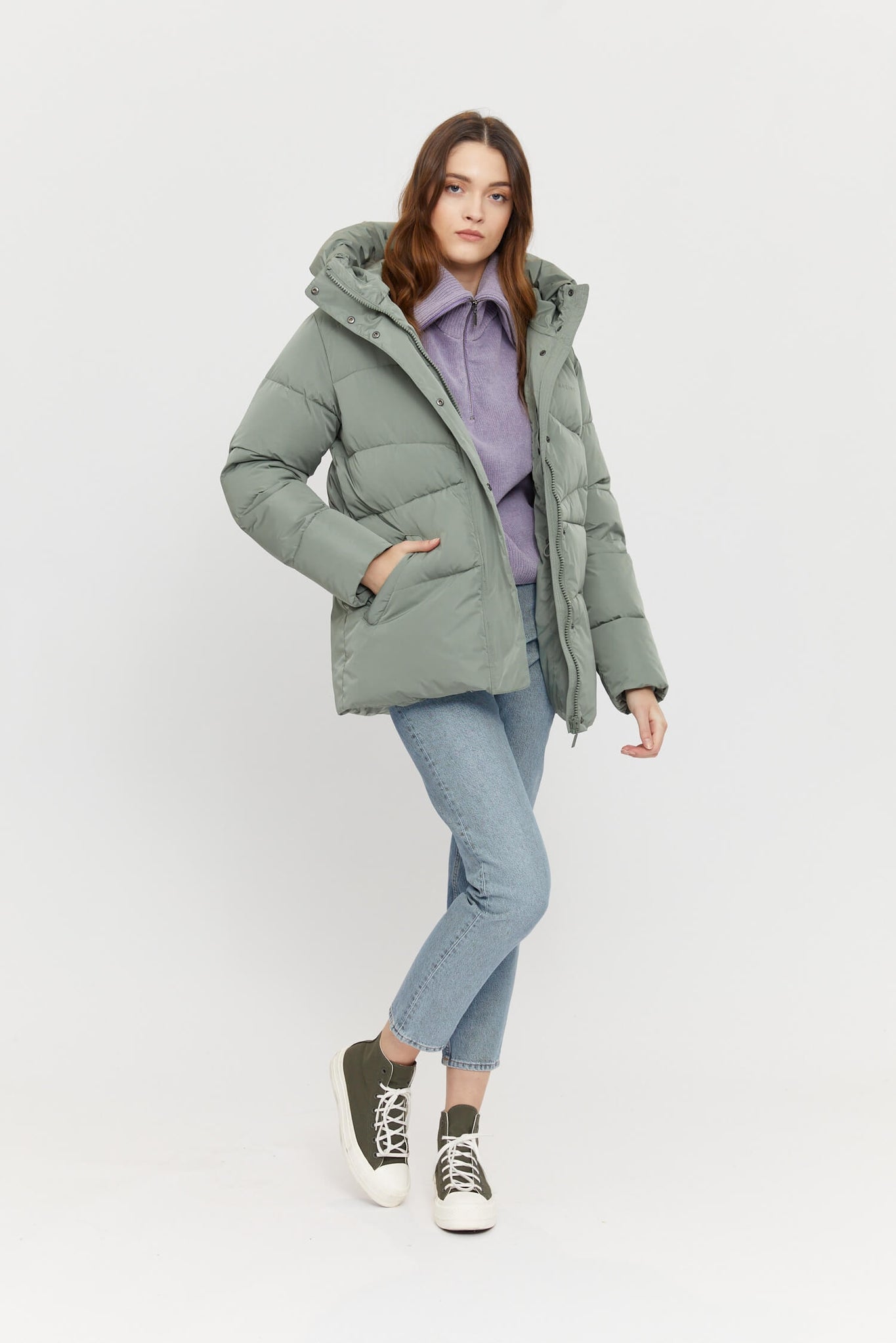 https://cdn02.plentymarkets.com/ofpamy53izyh/item/images/336240/full/23331450-wanda-jacket-sea-green-03.jpg