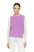 https://cdn02.plentymarkets.com/ofpamy53izyh/item/images/337019/full/24337401-binnu-bodywarmer-lilac-pink-02.jpg